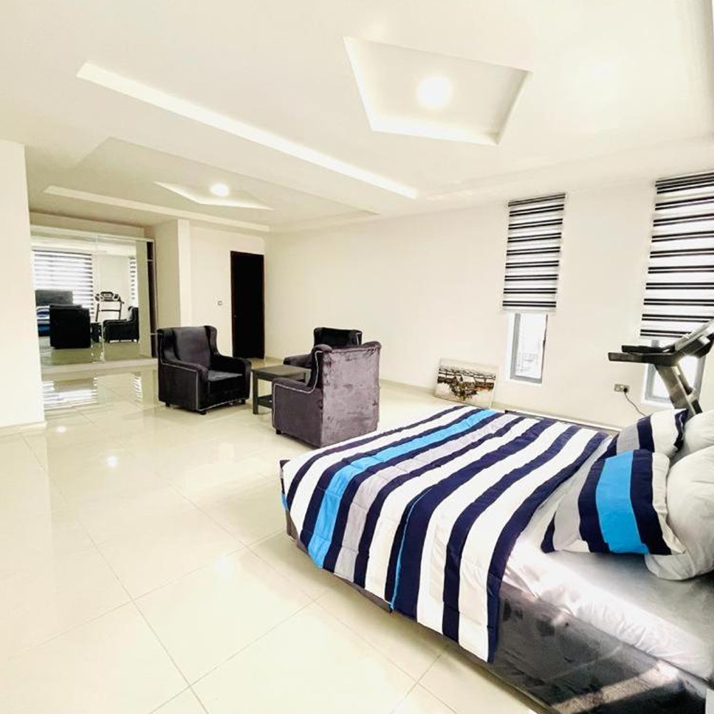 4 BHK + Townhouse